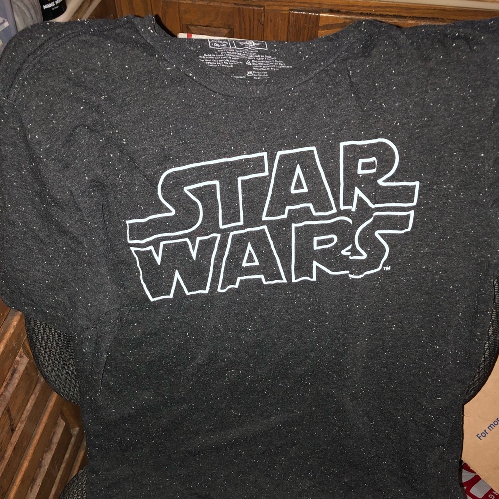 💫Star Wars Classic Tee- 486 *tee deal. $12 or 🎉